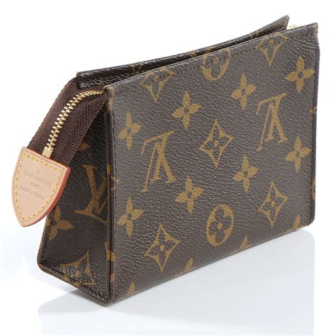 lv toiletry pouch sizes|louis vuitton toiletry pouch 15.